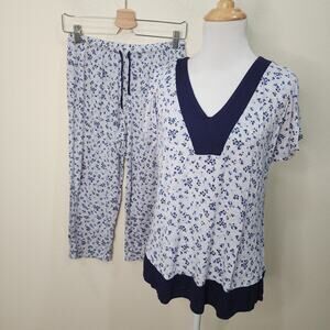 Layla Womens Gray & Blue Floral Knit Pajamas Shirt & Crop Pants Size S Jersey